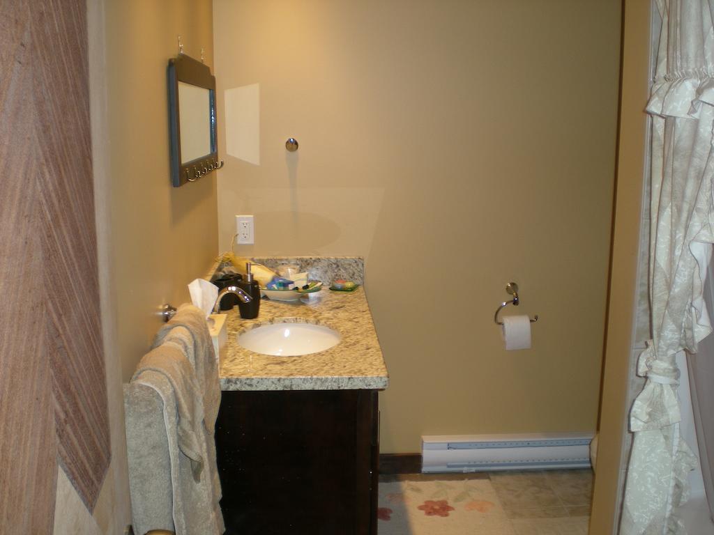 مبيت وإفطار سيتشيلت Davis Brook Retreat الغرفة الصورة